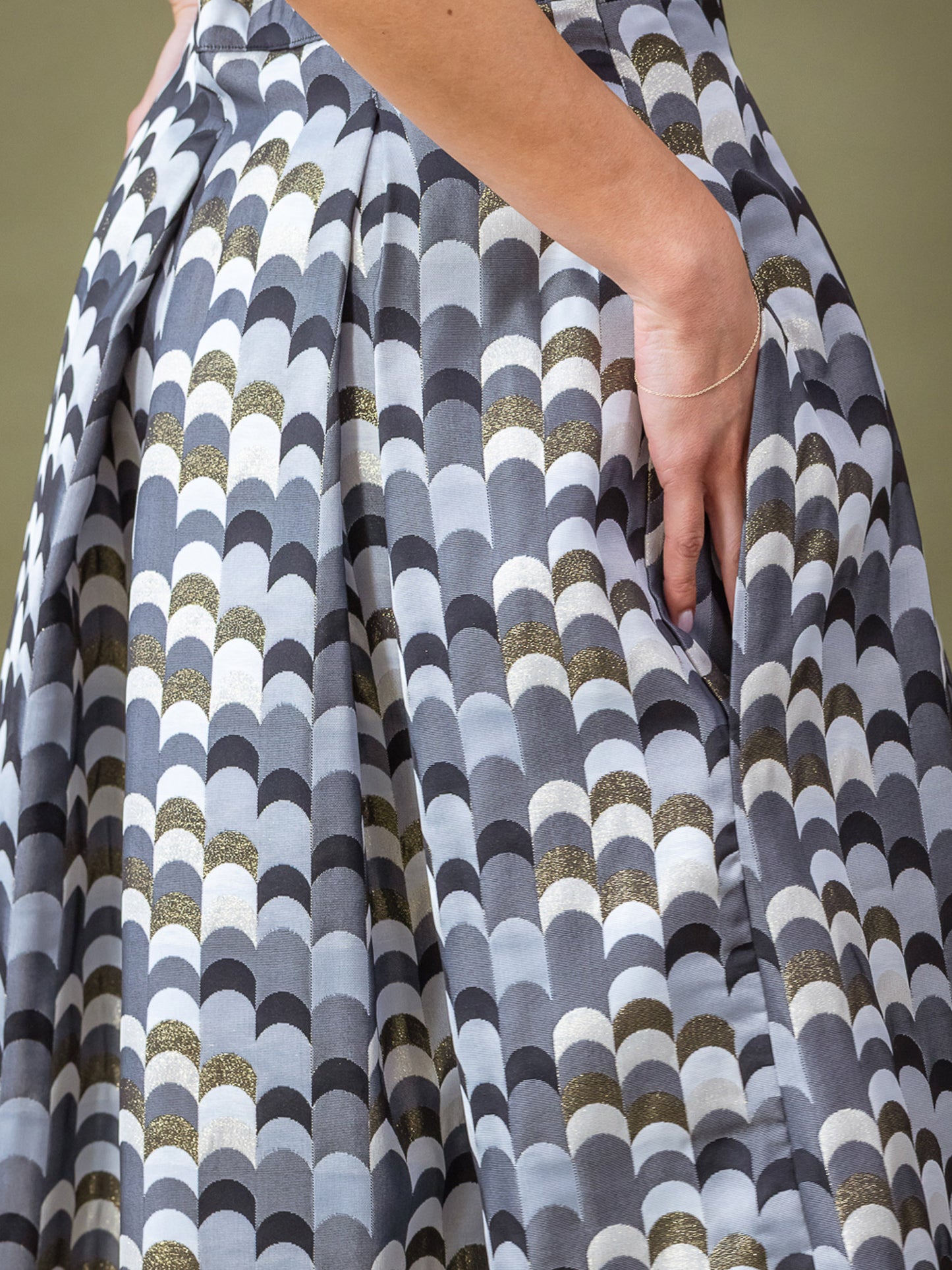 Scaglie di luce. Modello Anna